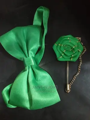 Green Bowtie