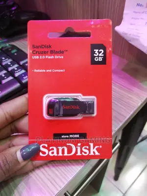Sandisk 32GB FLASHDRIVE Cruzer Blade