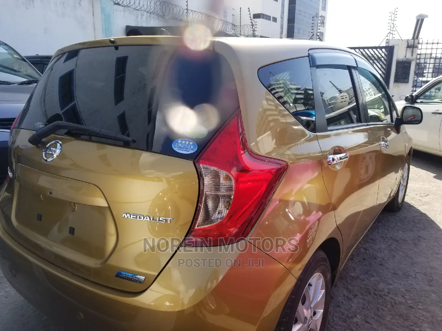 Nissan Note 2015 Gold