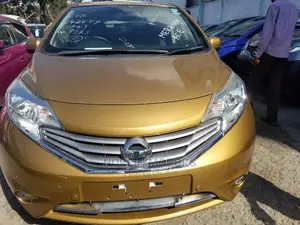 Nissan Note 2015 Gold