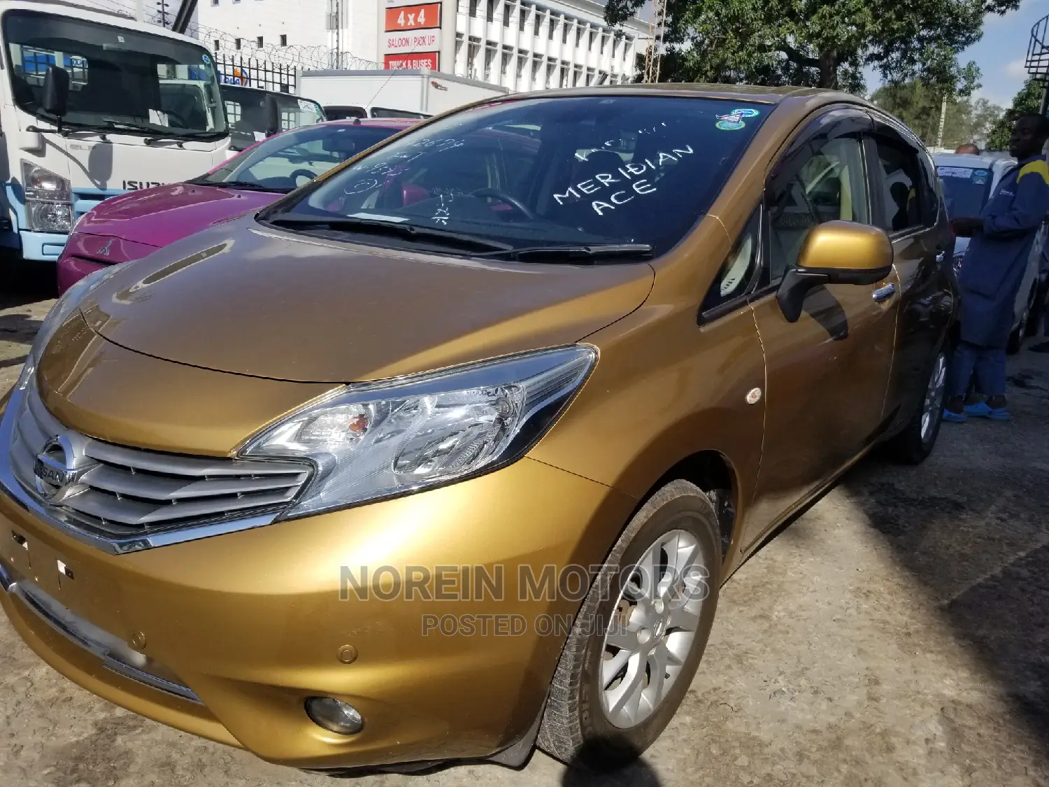 Nissan Note 2015 Gold
