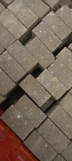 Grade 1 Khaki Machine Cut Stones,