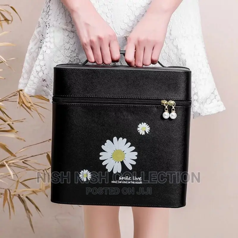 Classy Make Up Box
