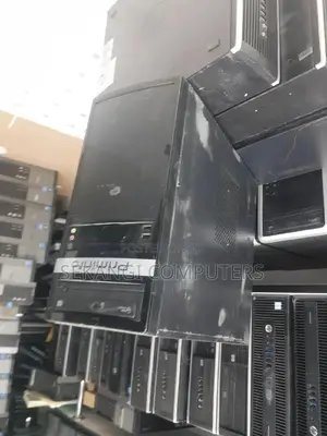 Desktop Computer Asus 4GB Intel Core I5 HDD 320GB