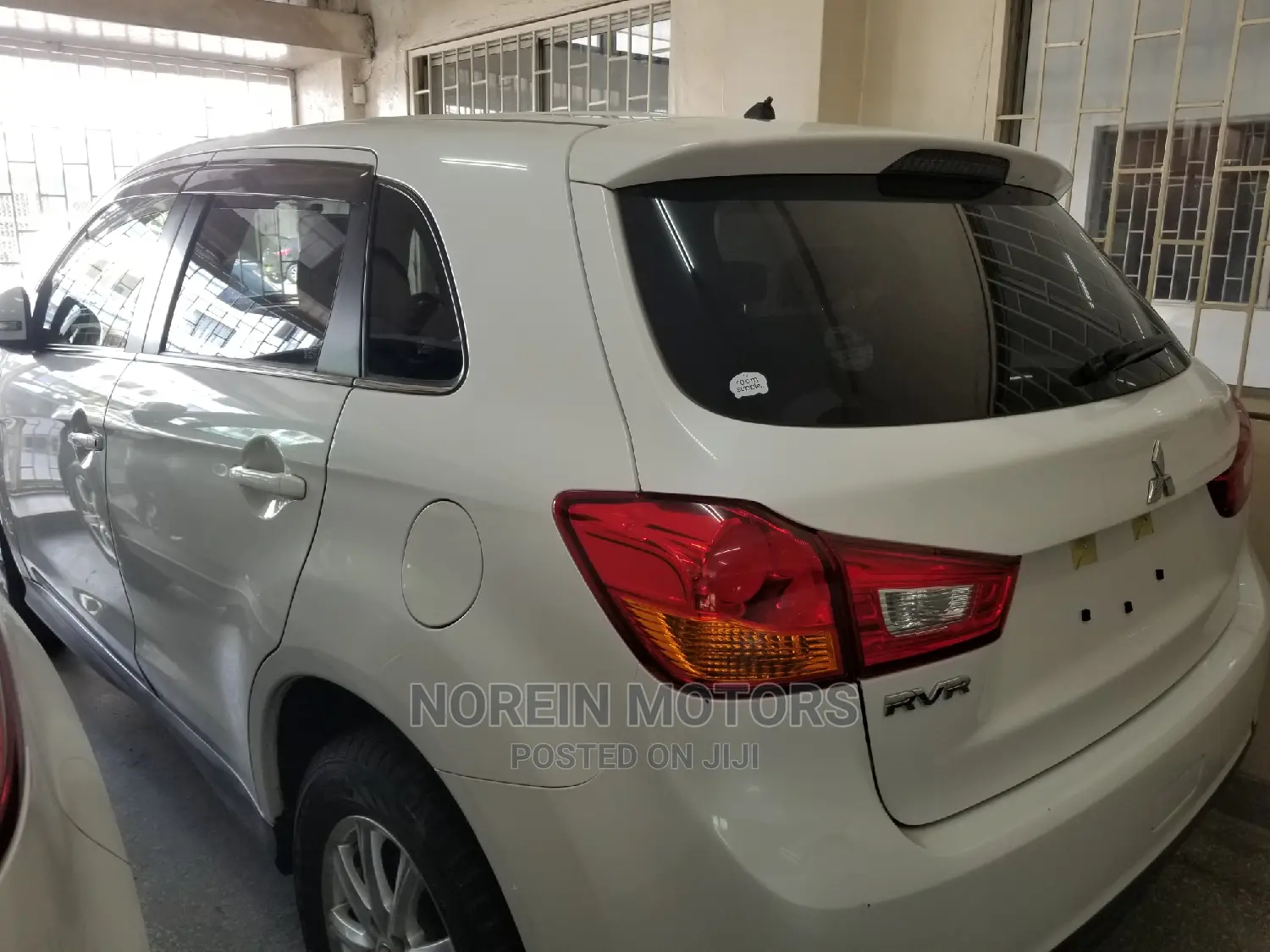 Mitsubishi RVR 2014 White