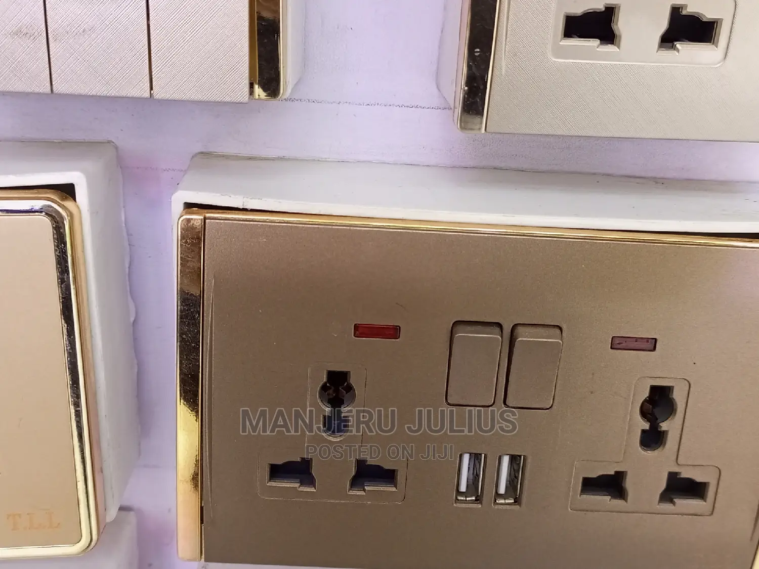 USB Twin Sockets