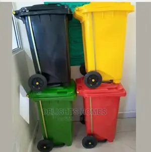 100 Litres Dustbin With Wheels and Pedal