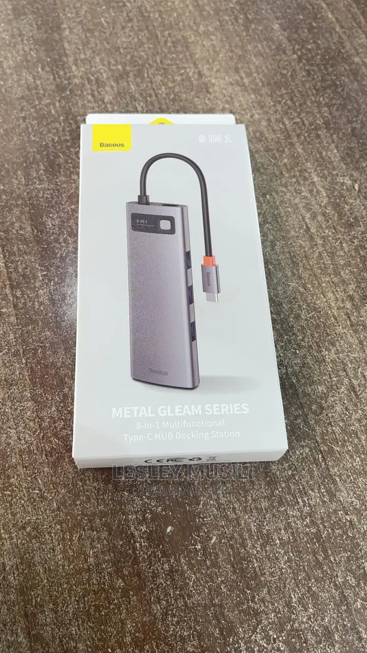 8 in 1 Multifunctional Type C Docking Station