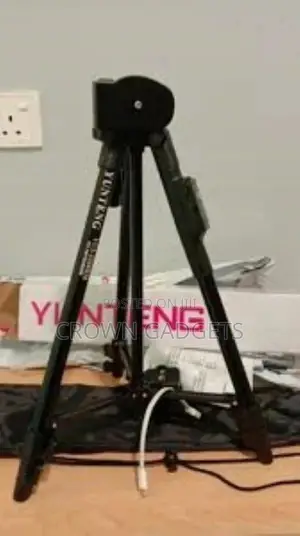 FKU Yunteng 5208 Tripod With Bluetooth Shutter Tripod