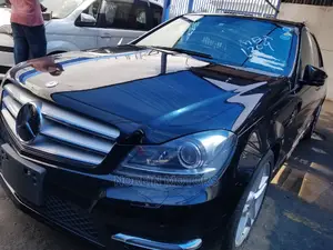 Spacious 2014 Mercedes-Benz C200 - Affordable Luxury