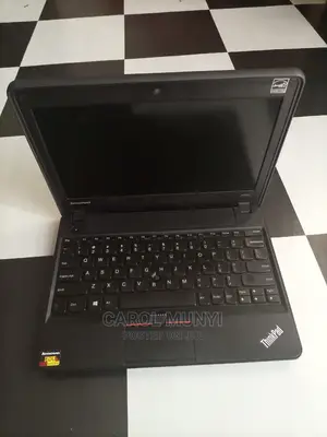 Laptop Lenovo ThinkPad X131e 4GB Intel Core I3 HDD 500GB