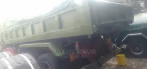 Tipper With Double Dif