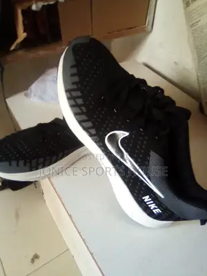 Sports Shoes