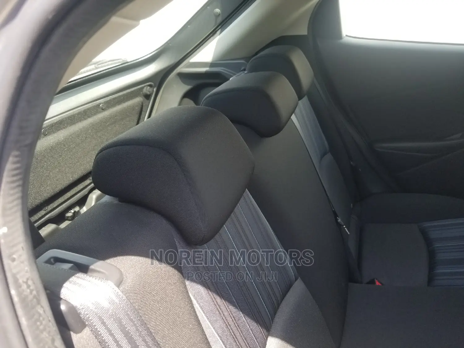 Mazda Demio 2015 Gold