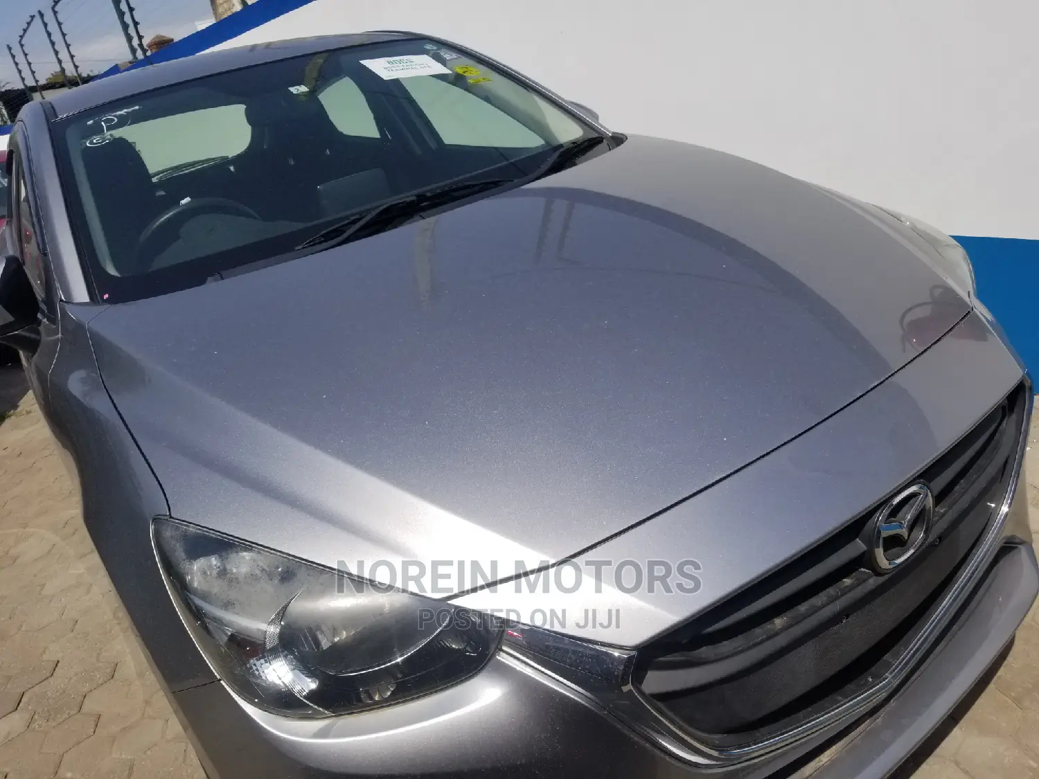 Mazda Demio 2015 Gold