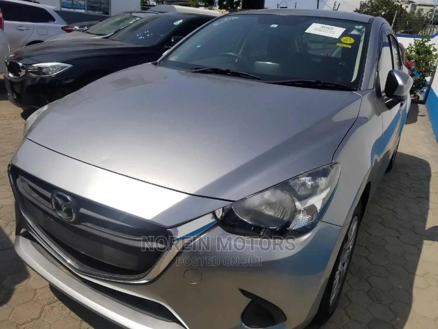 Mazda Demio 2015 Gold