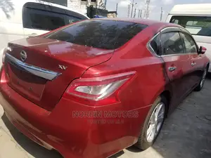 Nissan Teana 2014 Red