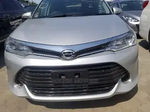 Toyota Fielder 2015 Silver