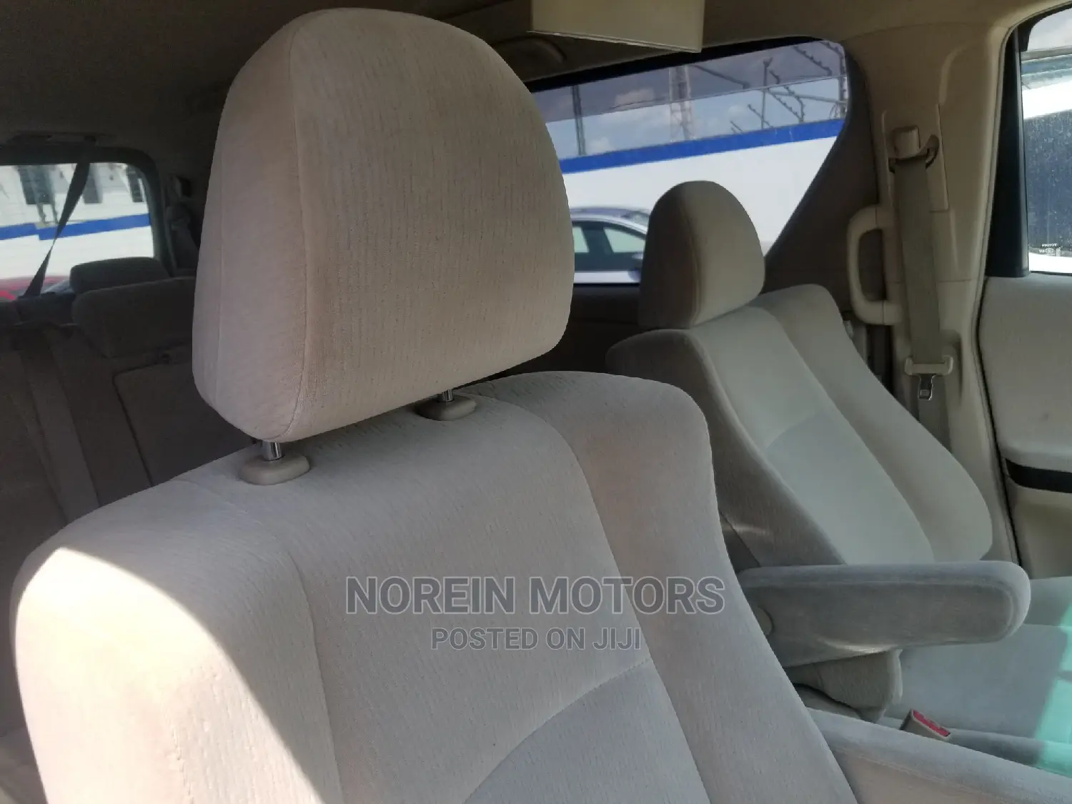 Toyota Alphard 2014 White