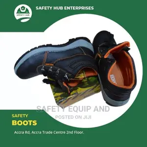 Rocklander Safety Boots