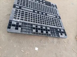 Strong Plastic Pallet