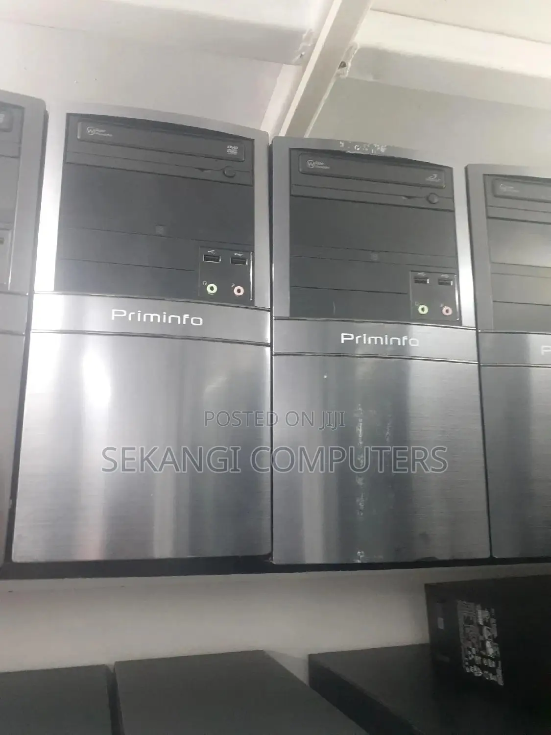 Desktop Computer Asus 4GB Intel Core I5 HDD 250GB