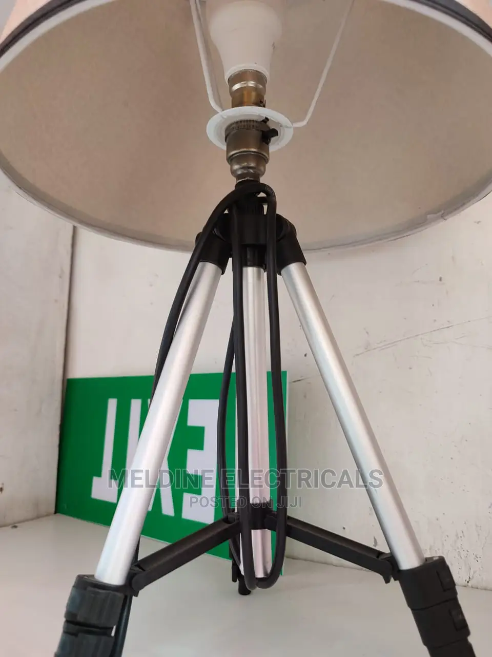 Adjustable Lamp Shade