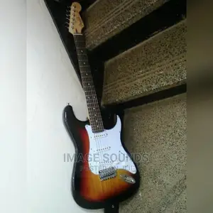 Rhythm Guitar-Fender
