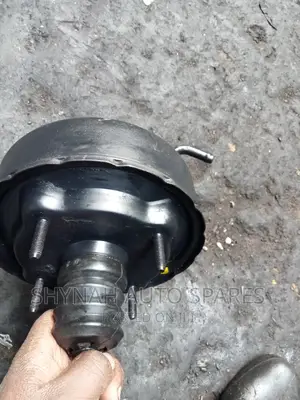 Brake Booster Toyota 90,91 and 96