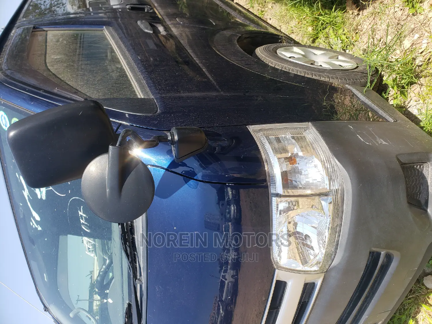 Toyota Hiace Blue