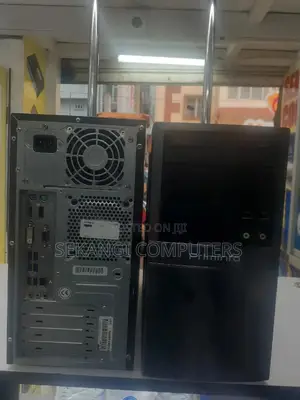 Desktop Computer Asus 4GB Intel Core I5 HDD 500GB