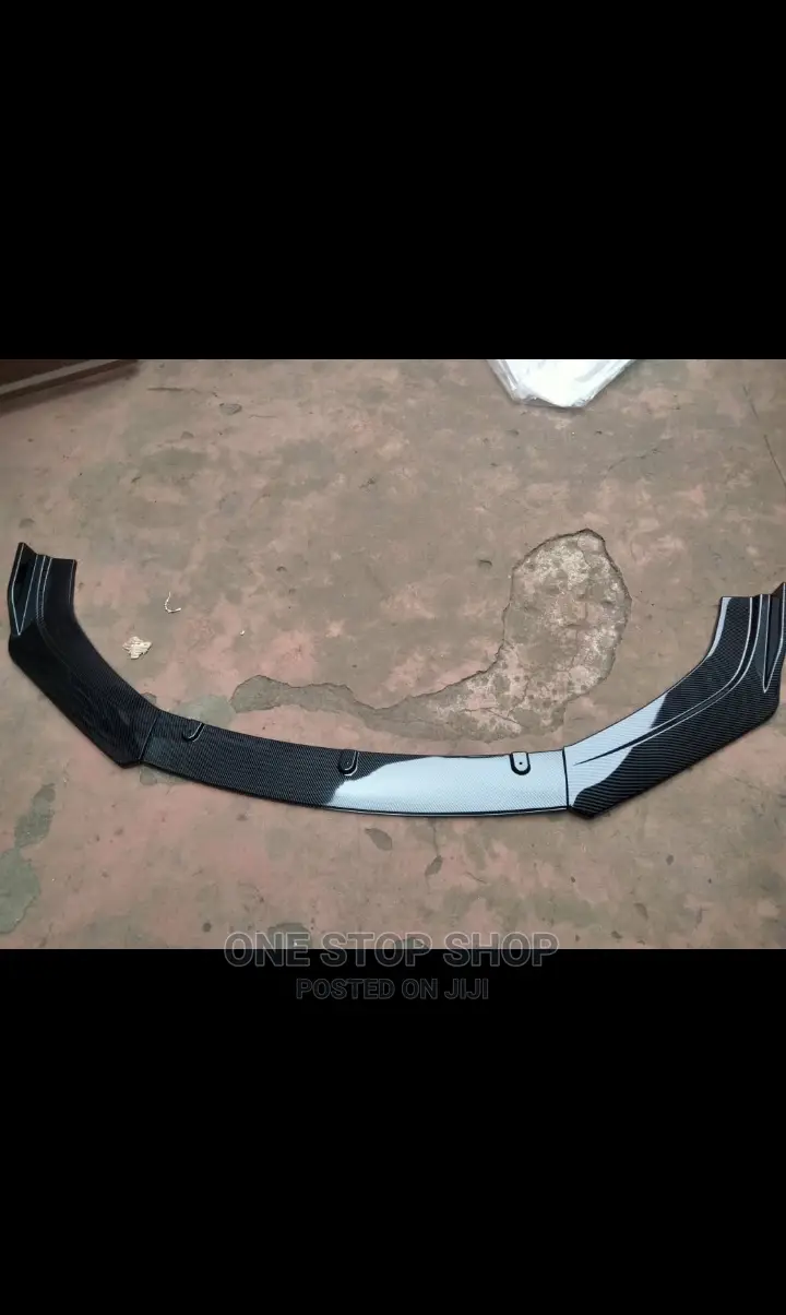 Universal Carbon Black Lip Splitters