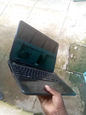 Laptop Dell 6GB AMD A8 HDD 1T