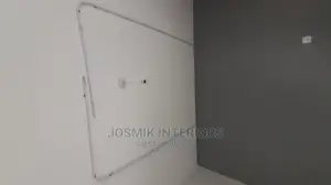 Mosquito and Curtain Rods
