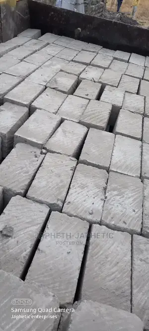 Machine Cut Stones(9*9,6*9 4*9)