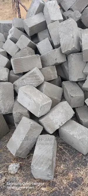 First Grade, Machine Cut Stones,Quality