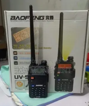 UV5R 5km Baofeng Radio Calls With FM Radio