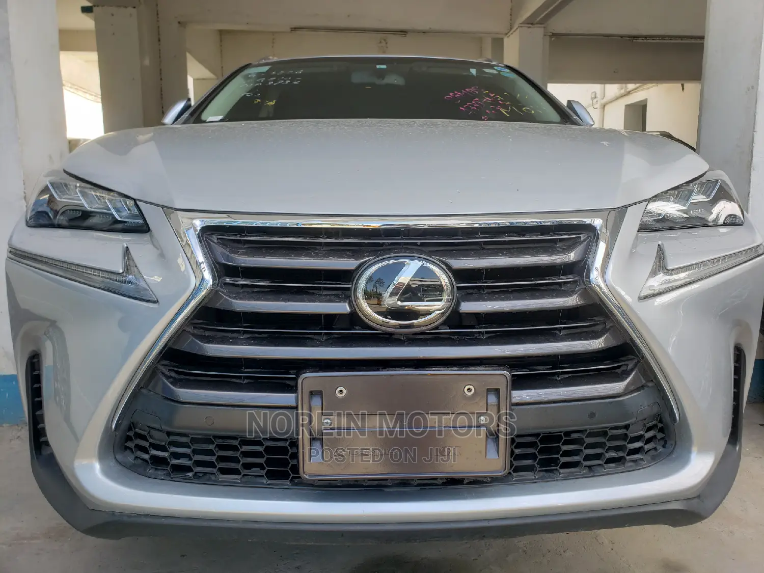 Lexus NX 2016 Off white