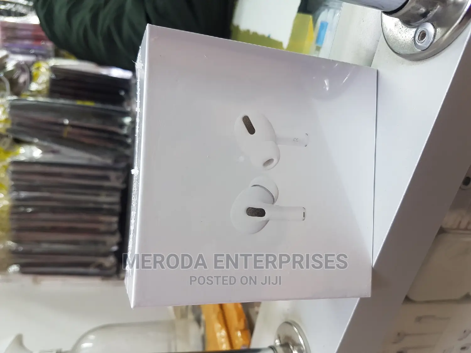 Air Pods Pro With Wireless Charging Case