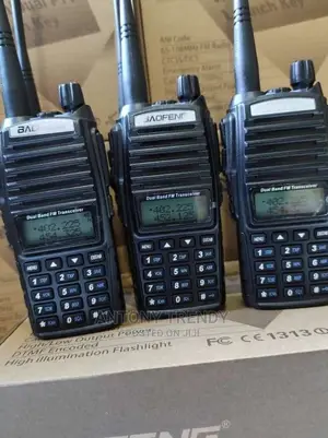 Baofeng Uv-82/Baofeng Uv-82 Walkie Talkie Dual