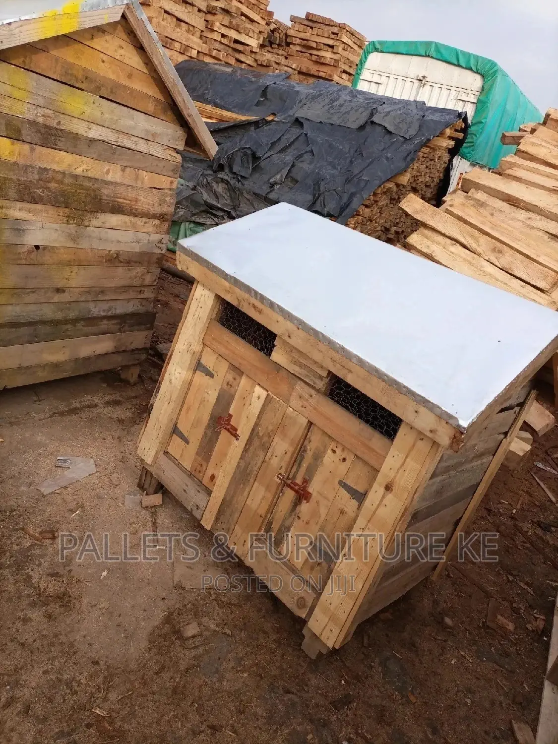 Spacious Dog House