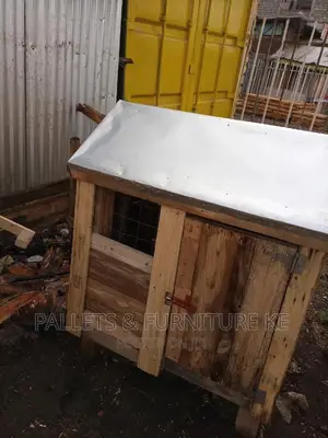 Spacious Dog House