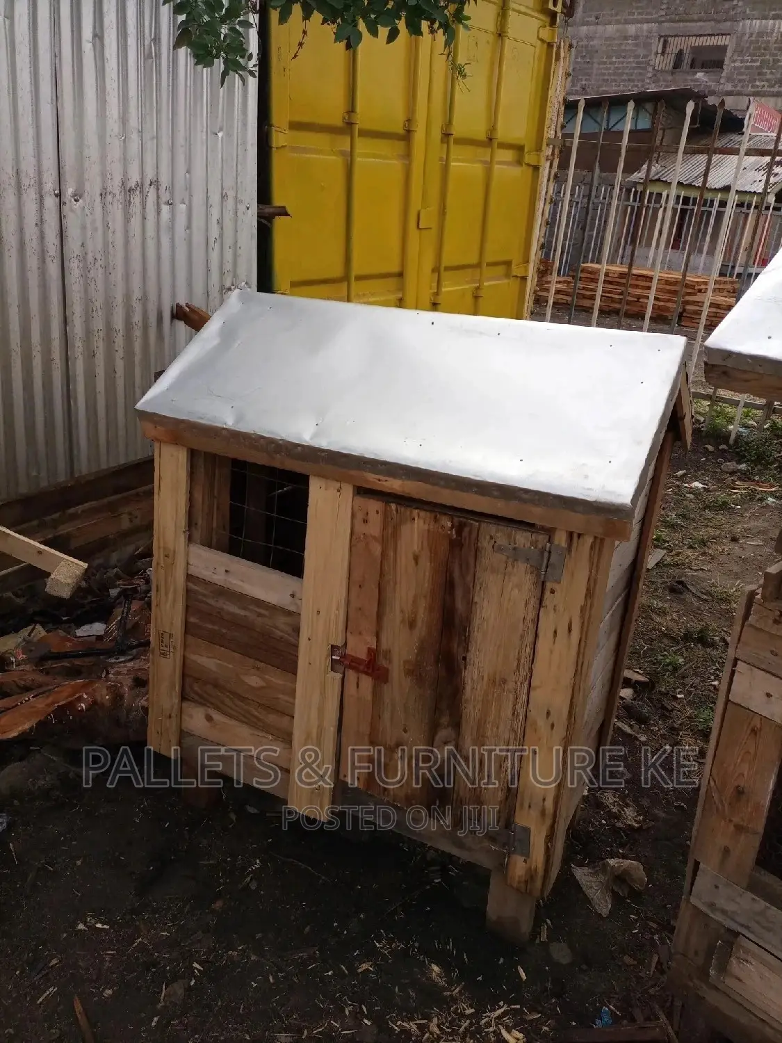 Spacious Dog House