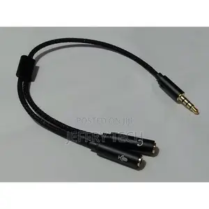 Audio Splitter to Microphone + Headphone - Black
