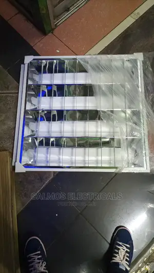 600*600 Flouresent Fitting