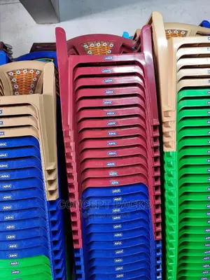 Quality Plastic Chairs. Flower Back