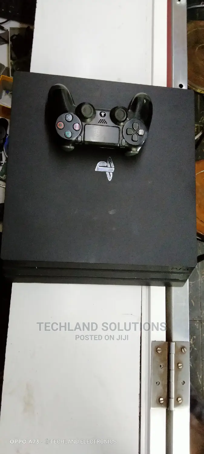 Ps4 Pro, One Tb