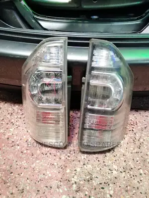 Toyota Voxy 2010/12/13 Taillights /Backlights /Rear Lights
