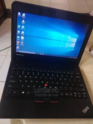 Laptop Lenovo ThinkPad X130e 4GB Intel Core 2 Duo HDD 320GB