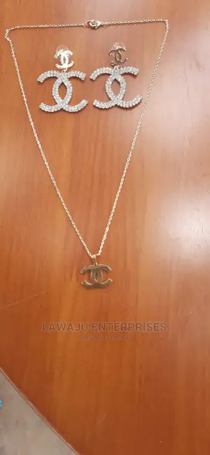 Necklace Earrings Set